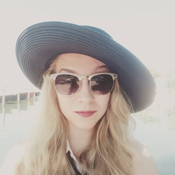 Meet your Posher, CC - Picture 3 of 5